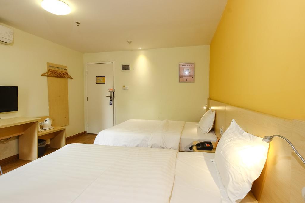 7Days Inn Guangzhou New Tianhe Park Exterior foto
